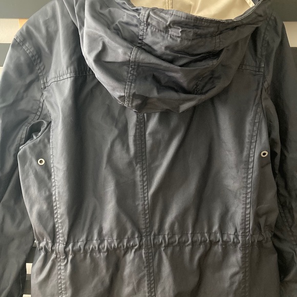 Navy GAP raincoat - Picture 4 of 4